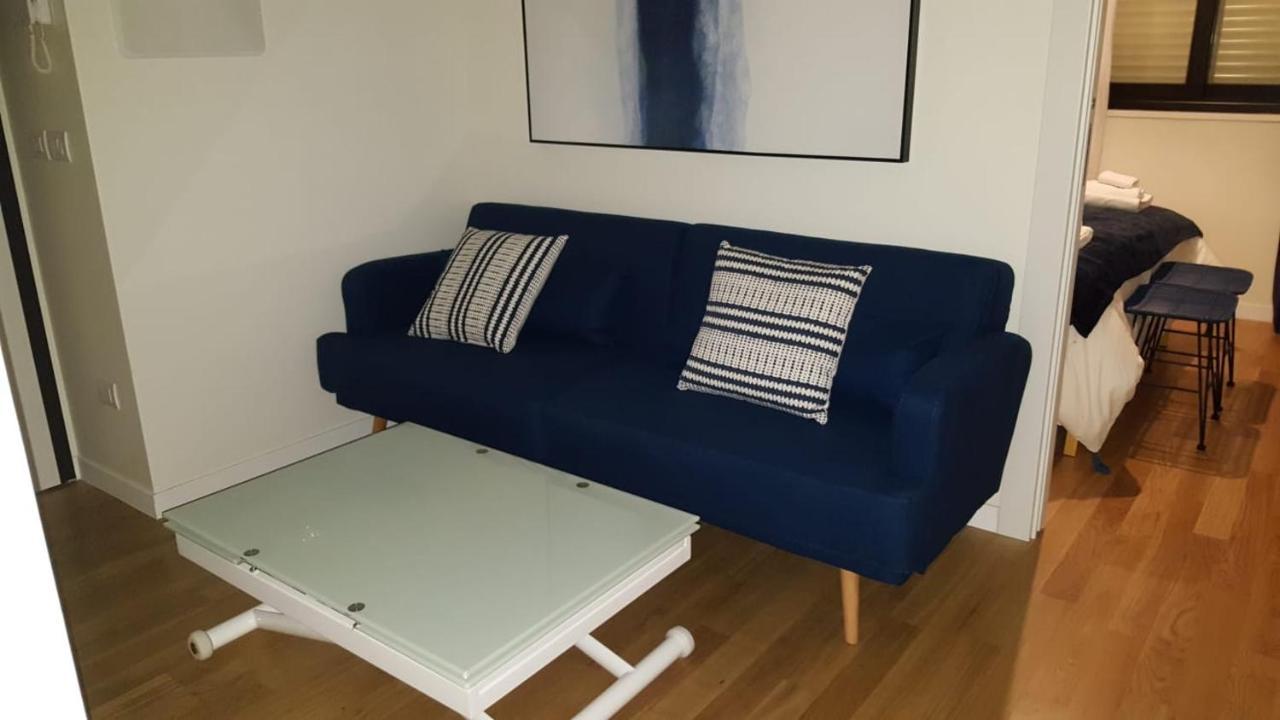 Gatto Bianco Apartment Bari Exteriör bild