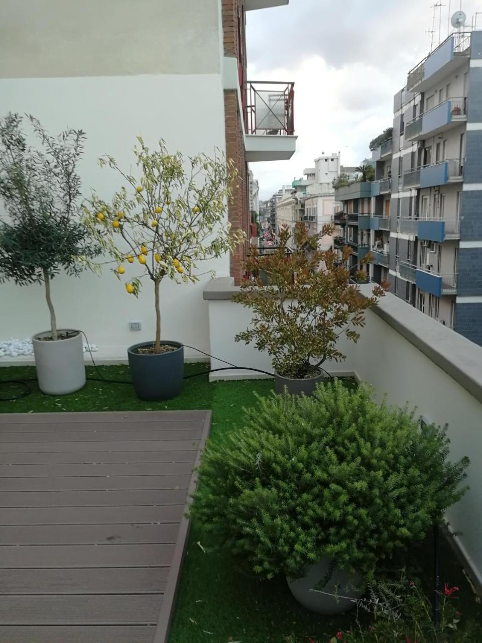 Gatto Bianco Apartment Bari Exteriör bild