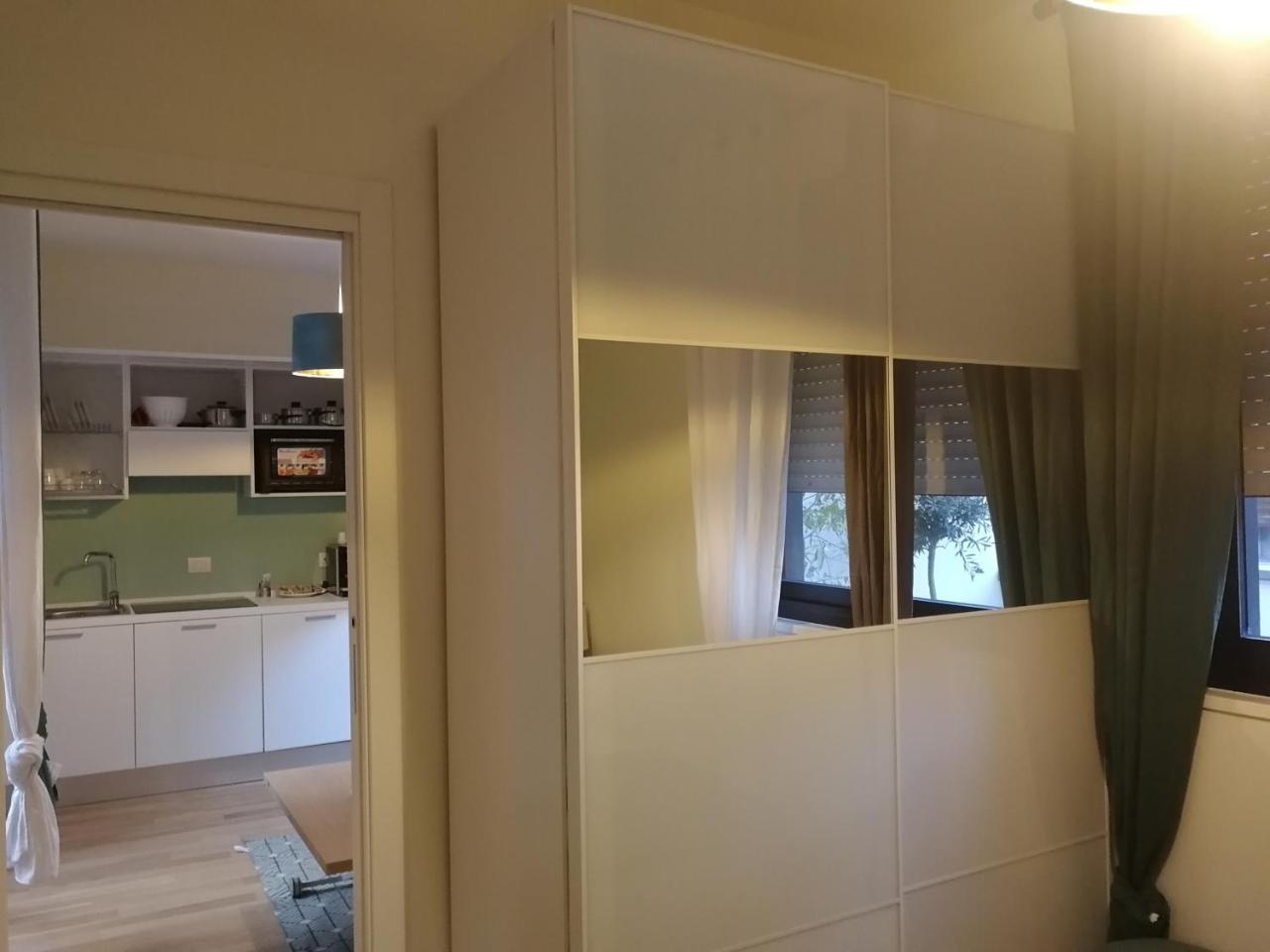 Gatto Bianco Apartment Bari Exteriör bild