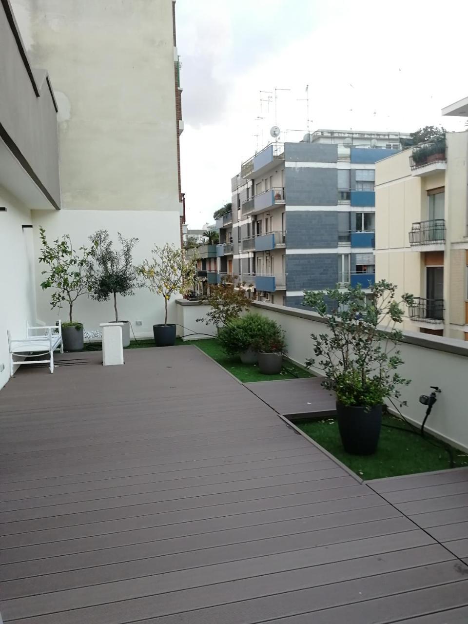 Gatto Bianco Apartment Bari Exteriör bild