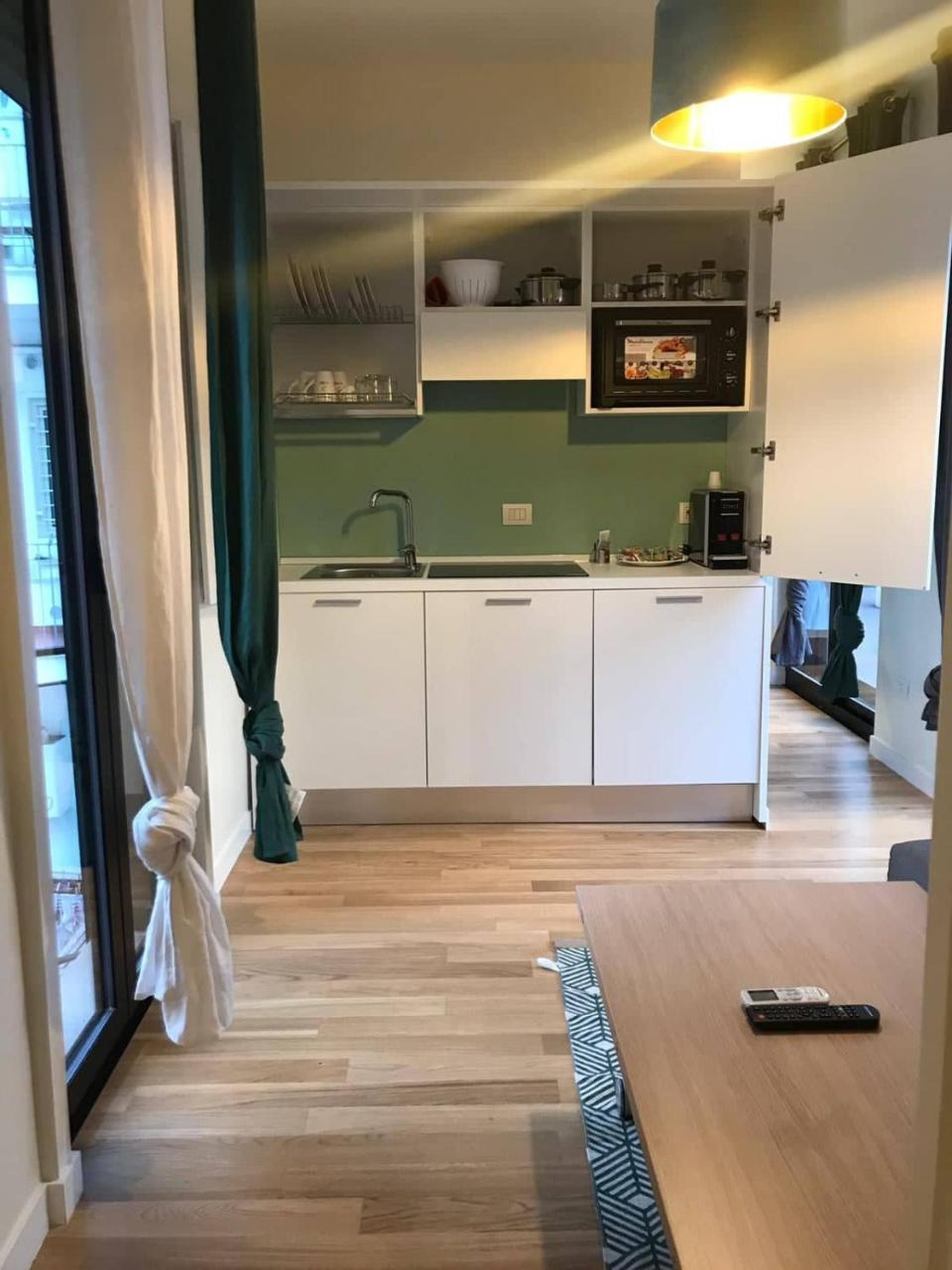 Gatto Bianco Apartment Bari Exteriör bild